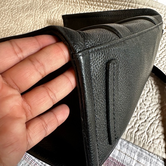 Marc Jacobs The Tote Bag Medium Size  💯 Authentic Full Grain Leather - Picture 5 of 16